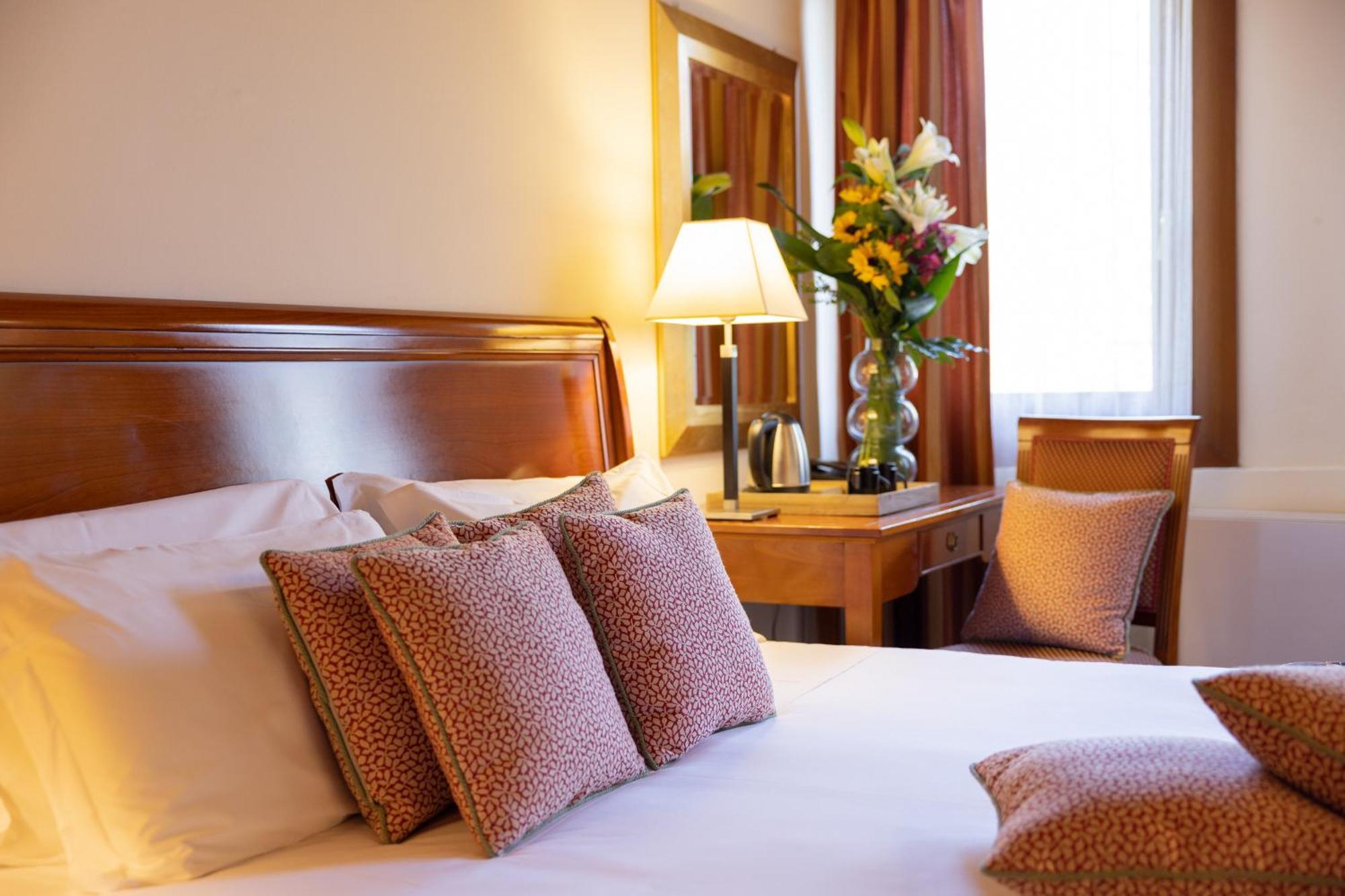 Hotel Venice Resort Airport Tessera Bagian luar foto